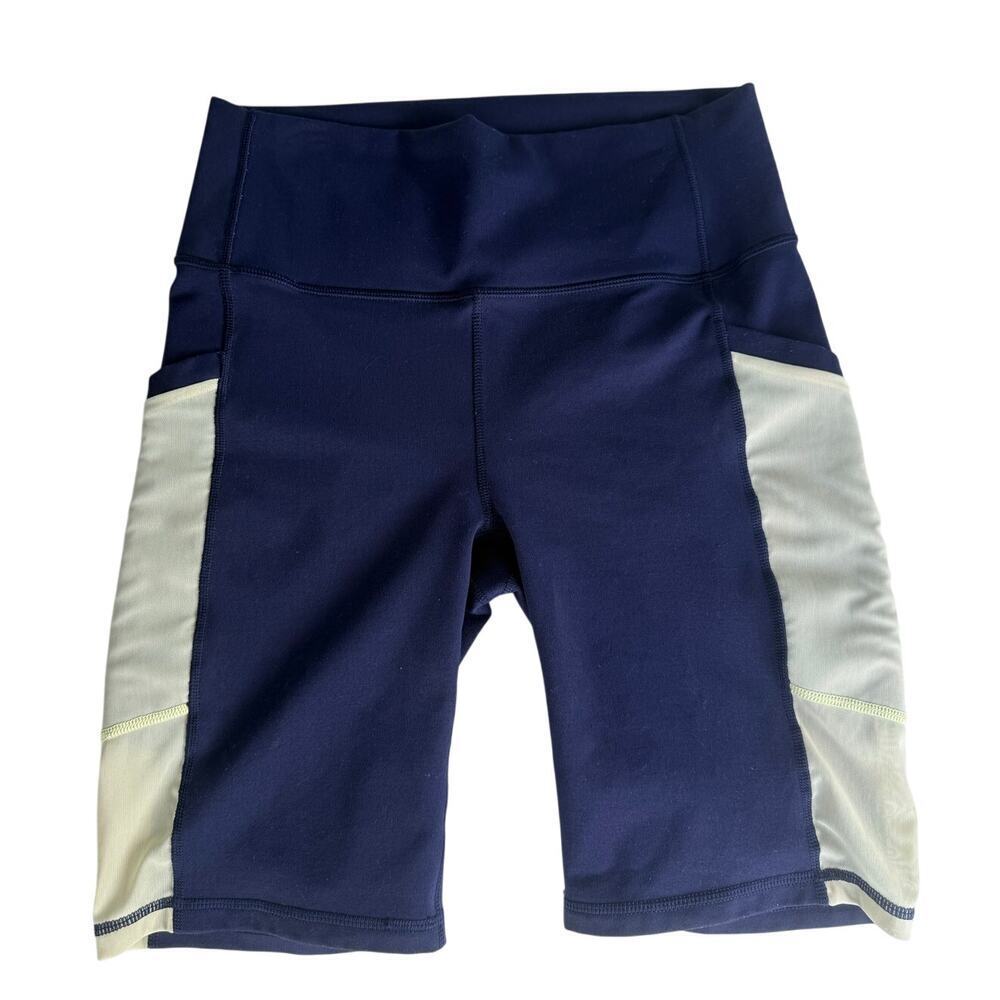 Fabletics S-M On-The-Go High-Waisted 9'' Short Navy/Creme
